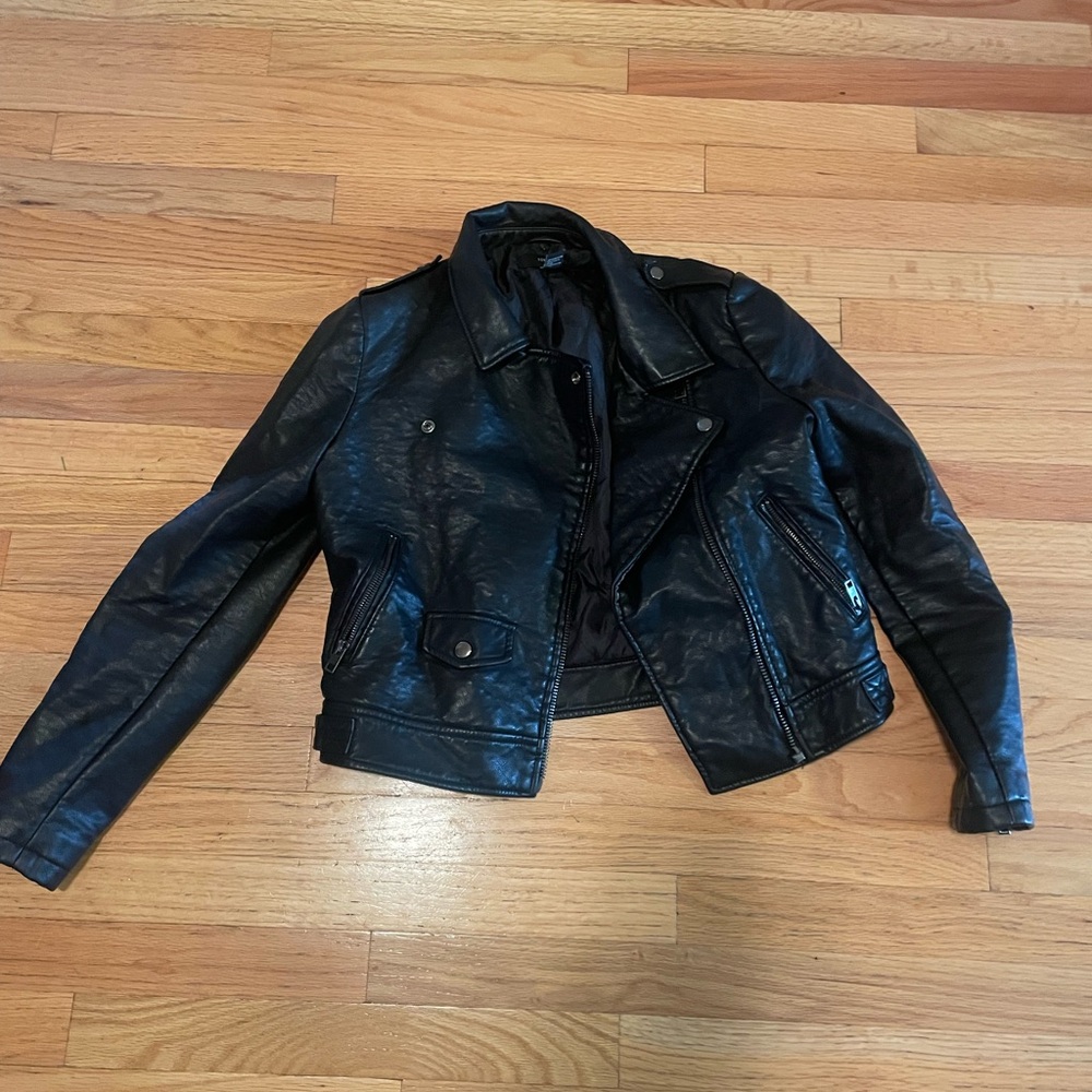 Forever 21 Black Leather Jacket Cropped Style